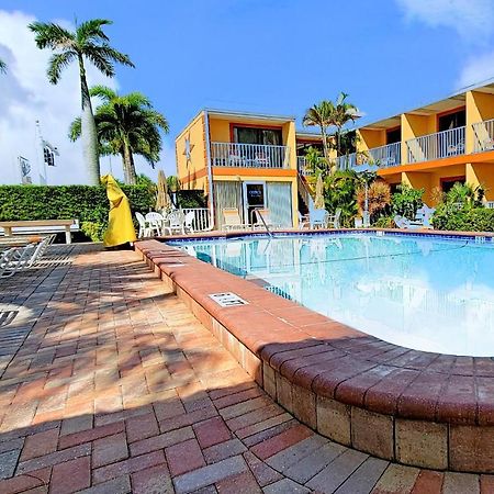 Satellite Motel St. Pete Beach Εξωτερικό φωτογραφία