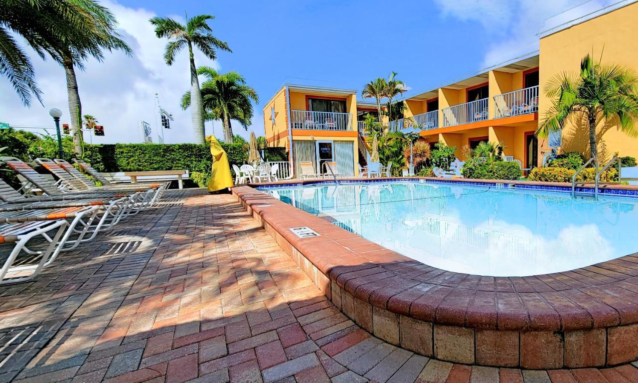 Satellite Motel St. Pete Beach Εξωτερικό φωτογραφία