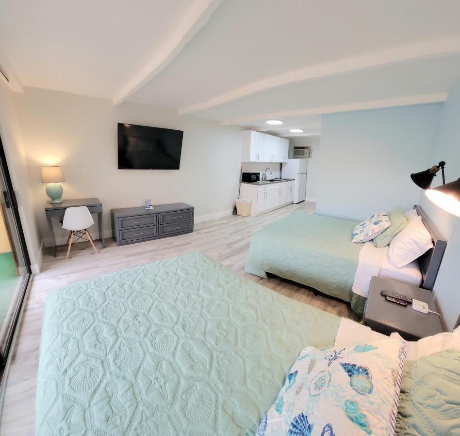 Satellite Motel St. Pete Beach Εξωτερικό φωτογραφία