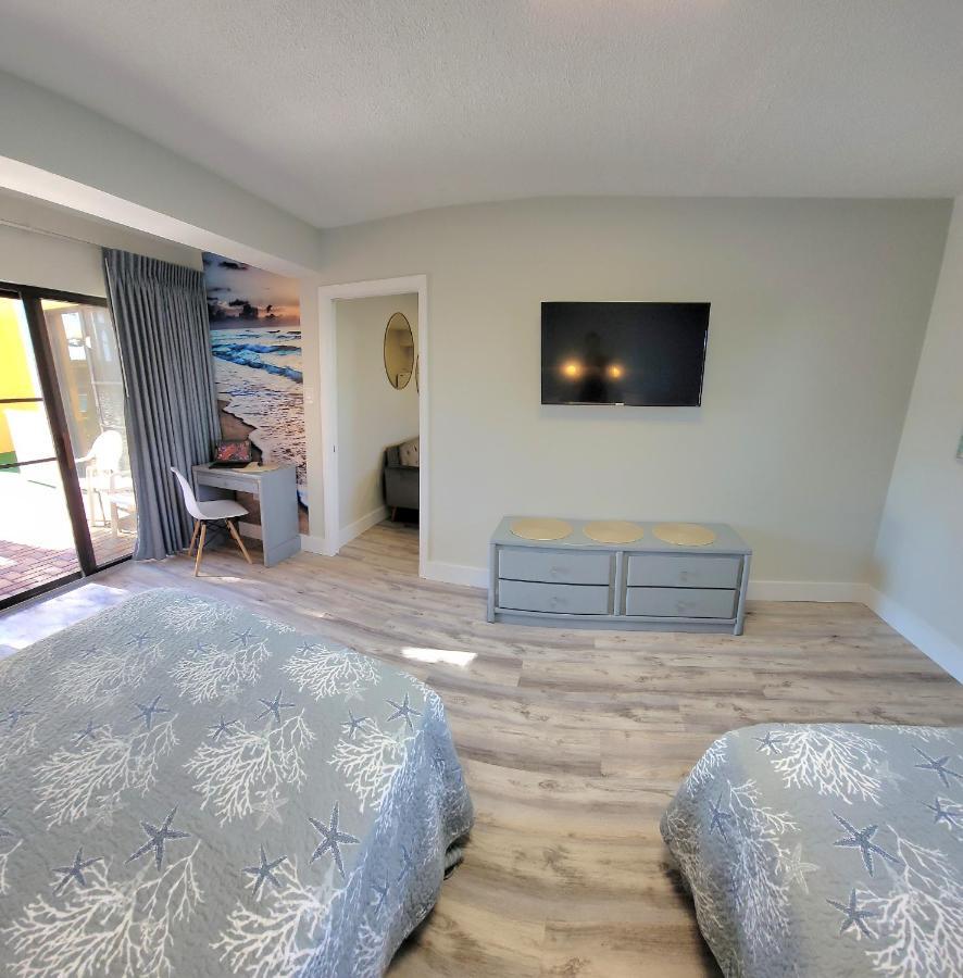 Satellite Motel St. Pete Beach Εξωτερικό φωτογραφία