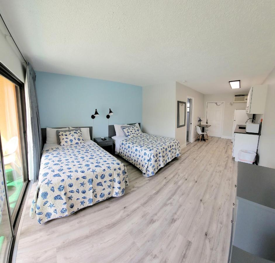 Satellite Motel St. Pete Beach Εξωτερικό φωτογραφία