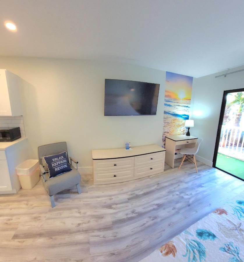 Satellite Motel St. Pete Beach Εξωτερικό φωτογραφία